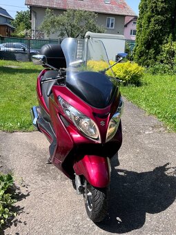 Predám motocykel-skúter Suzuki Burgman 400 automat r.v.2008 - 5