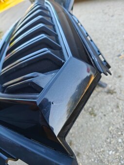 Škoda Octavia 4 RS maska chladiča čierny rám 5E4 - 5