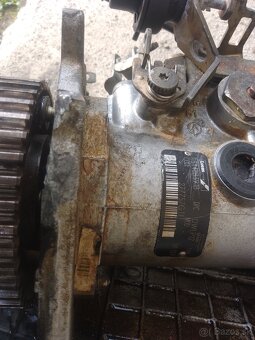 Predám čerpadlo alternátor štarter - 5