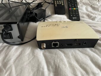 Televízor a satelitny komplet - 5