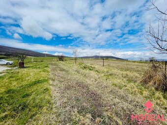 Na predaj pozemok v Kolačne - 5