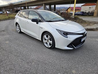 Toyota corolla 1,8 hybrid TS kombi GR - 5