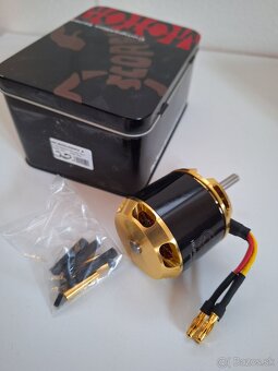 Brushless motory SPITZ 90 a Scorpion HK - 5