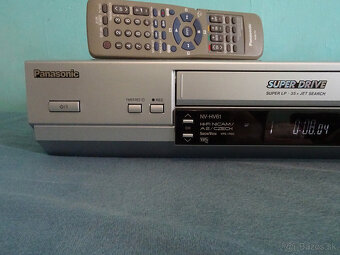 Špičkový videorekordér PANASONIC NV-HV61, 6 hlav,Hifi Stereo - 5