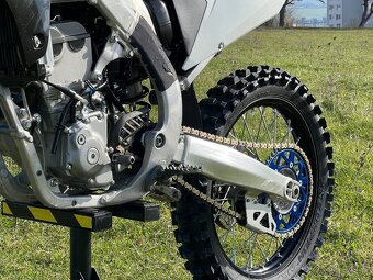Suzuki RM-Z 250 - 5