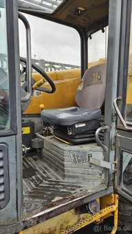 Predám stavebný teleskopický nakladač JCB 530-110 - 5