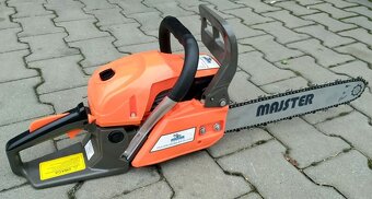 Motorová píla 5,7HP - 5