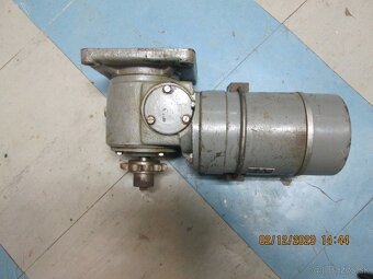 Motory s prevodovkou - 5