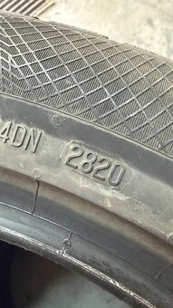 Zimne pneu 235/50 R19 - 5