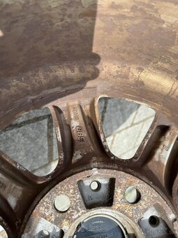 BMW e60, zimna sada diskov r16 - 5