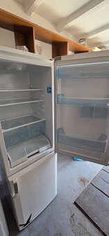 Chladnicka INDESIT, BEKO, LG - 5