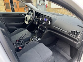Renault Megane - 5