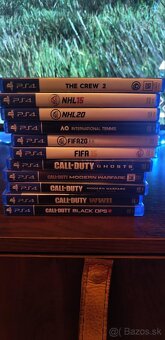 PS4 PRO 1TB + 2 ovladac - 5