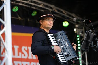 Harmonikár, akordeonista, živá hudba - 5