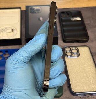 Apple iPhone 13 Pro 128 GB Graphite / 85% batéria - 5
