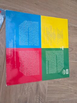LP platne Queen, Elvis Presley, Pentatonix - 5