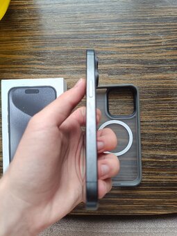 Iphone 15 pro black 128GB - 5