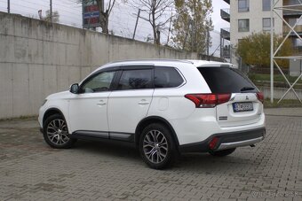 Mitsubishi Outlander 2.2 DI-D Intense+, 150k, 7 miestny - 5