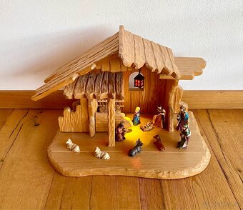 Starý krásný dřevěný betlém - 5