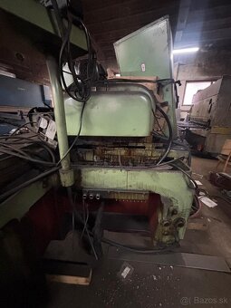 Hrotová bruska TOS BUA 31/1000 (8952) - 5