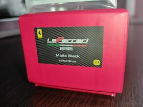 Ferrari LaFerrari Matte Black 1:64 - 5