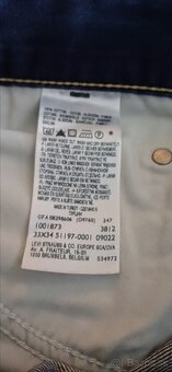 Rifle LEVI STRAUSS & CO. - 5