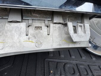 Na predaj originálne BMW predné mriežky (ľadvinky) – F15/F16 - 5