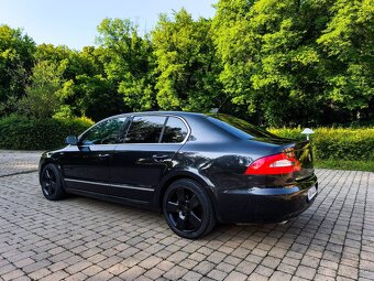 Škoda Superb 2 2.0TDI DSG Laurin & Klement - 5