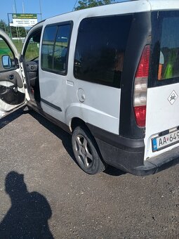 Predám FIAT DOBLO - 5