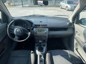 Mazda 2 - 5