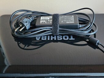 Toshiba Satellite L650D - 5