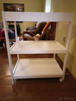 Prebaľovací pult - 5