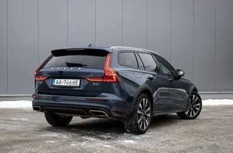 Volvo V60 Cross Country D4 AWD Pro AUTO. - 5