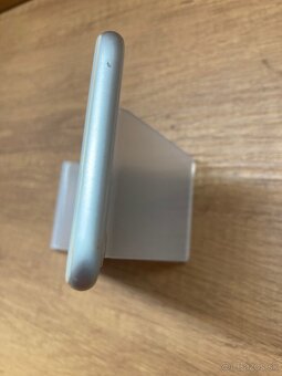 Iphone 8 64gb, 🔋93% - 5