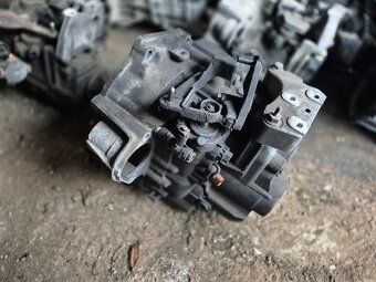 Predám manuálna 6q prevodovka pre 2.0tdi VW GROUP - NFU- - 5