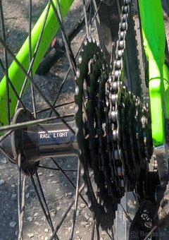 Predám ultra ľahký bicykel amulet 24 - 5