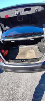 Mercedes Benz C200 - 5