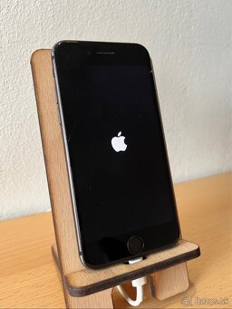 Iphone 8 64gb na náhradné diely - 5