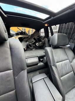 Predám Bmw e61 na diely - 5