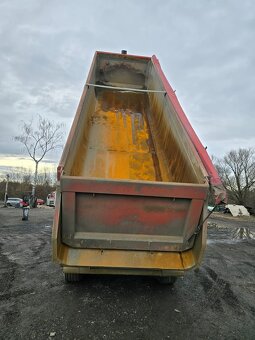 SKLÁPĚCÍ NÁVĚS SCHMITZ r.2002, nápravy SAF - 5