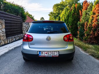 Volkswagen Golf 5 1.4 benzín NOVÁ STK/EK len 122 000 km - 5