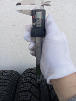 Zimné pneumatiky SEMPERIT 8mm - 5