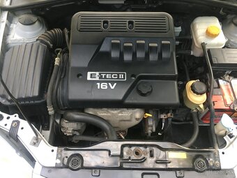 Predám Chevrolet Lacetti 1,6 kombi - 5