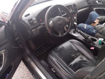 Predám Subaru OutBack 2.5 LPG 4x4 - 5