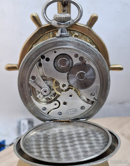 Predám veľké starožitné vreckové hodinky DOXA Antimagnetique - 5