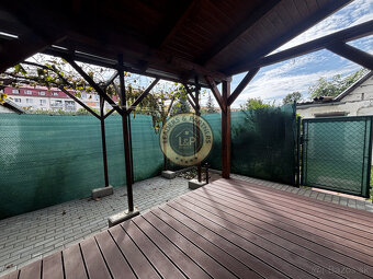 Rodinný dom s 2 bytovými jednotkami NA PREDAJ, VAJNORY - 5