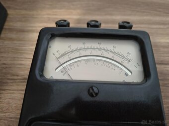 legendárny analógový multimeter M​etra B​lansko DU10 AVOmet - 5