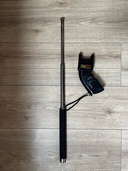 Predám plynovú pištoľ, paralyzér a teleskopický obušok - 5