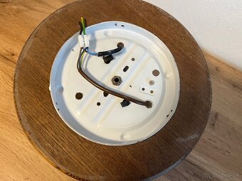 Predam stropnicu , lampa na stenu - 5