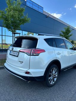 Toyota Rav 4 Benzín 2.0 facelift - 5